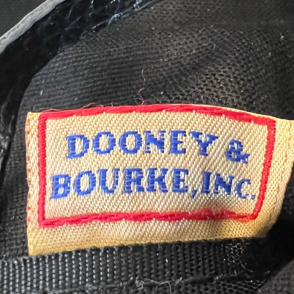 Dooney & Bourke black monogram shoulder bag with black pebbled leather straps - Picture 10 of 16